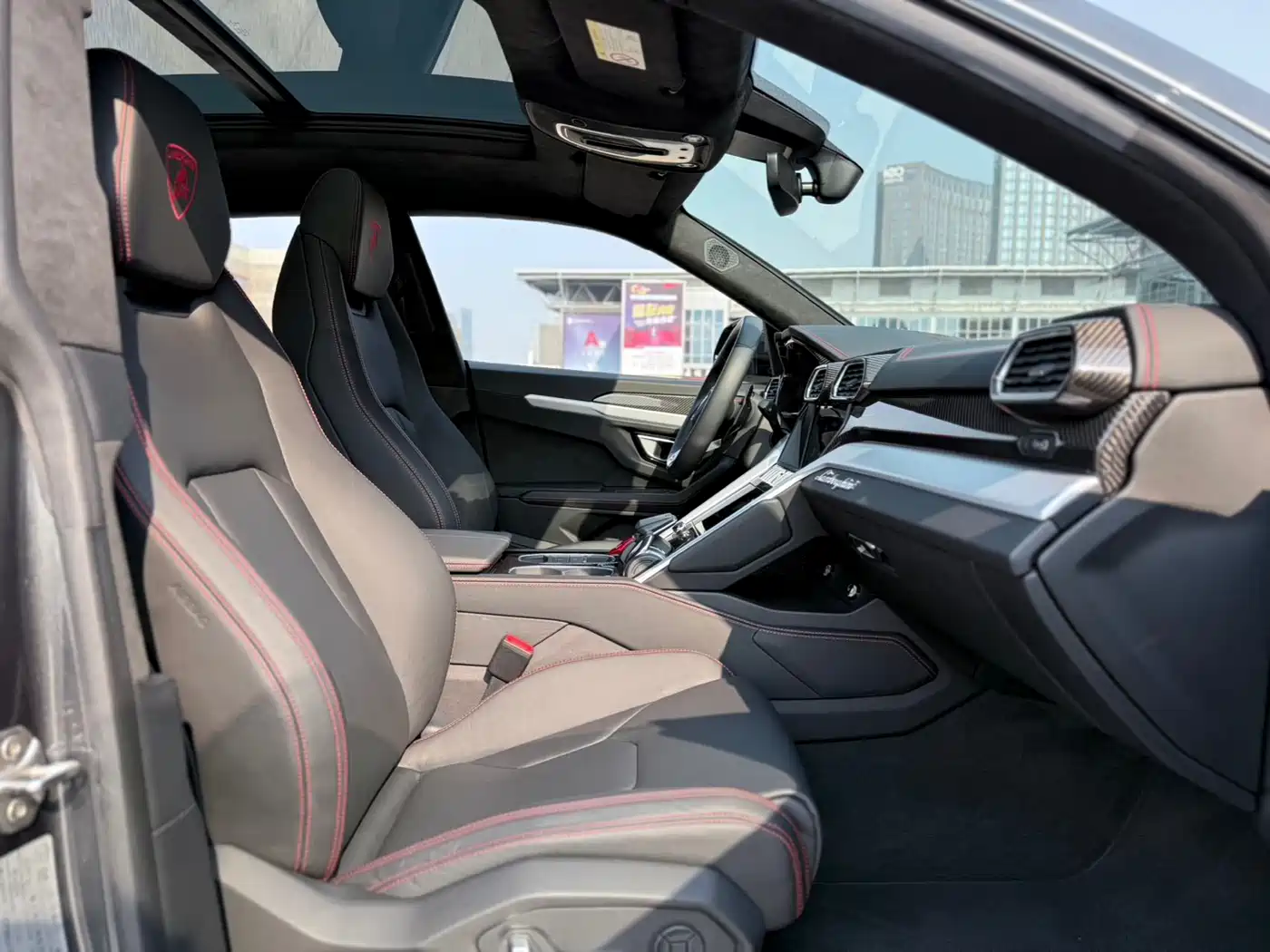 Lamborghini Urus 2018 4.0T V8 фото 19