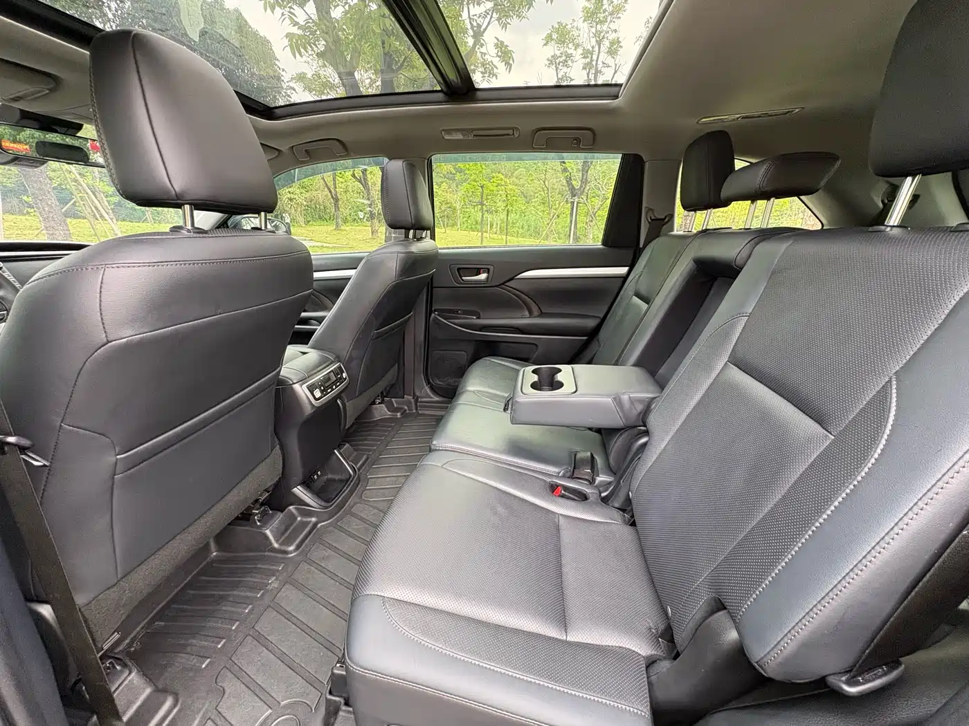 Toyota Highlander 2018 2.0T 4WD Luxury 7-seater China VI фото 6