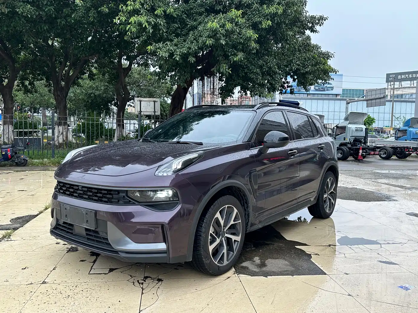 Lynk & Co 01 EM-P 2021
