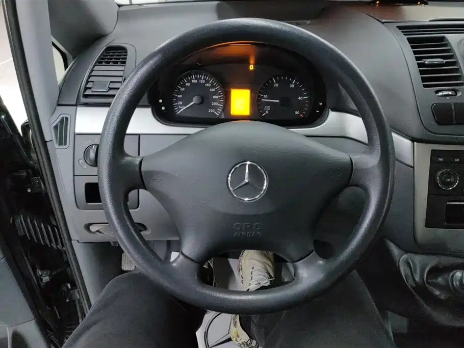 Mercedes-Benz Vito 2013 2.1T Elite Edition фото 15