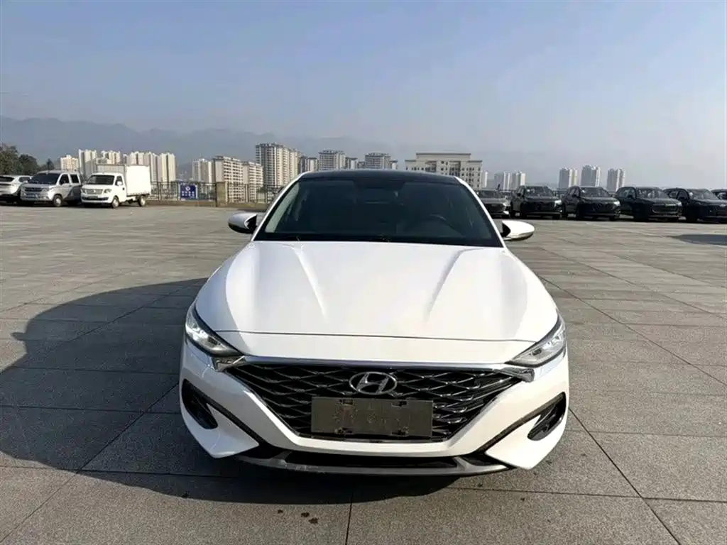 Hyundai Fista 2019 280TGDi Smart Speed Edition China V фото 2
