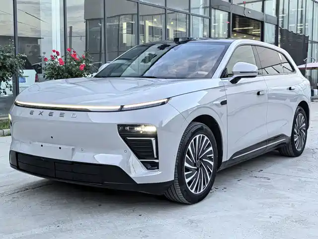 Exeed Exlantix ET 2024 Extended Range 240 Ultra AWD