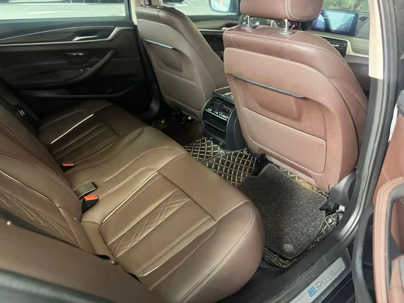 BMW 5 Series New Energy 2019 Facelift 530Le Luxury Package фото 7
