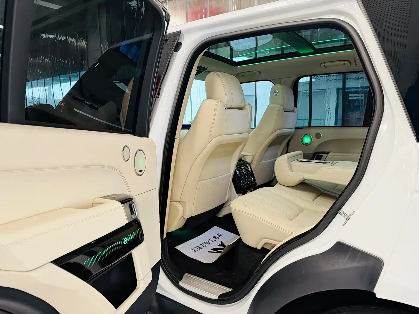 Land Rover Range Rover 2014 3.0 SC V6 Vogue SE фото 8