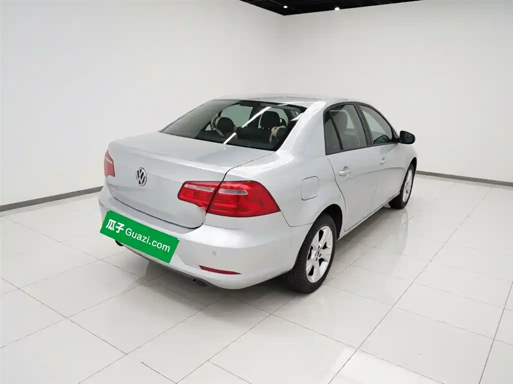 Volkswagen Bora 2015 Quality Edition 1.6L Manual Fashion фото 4
