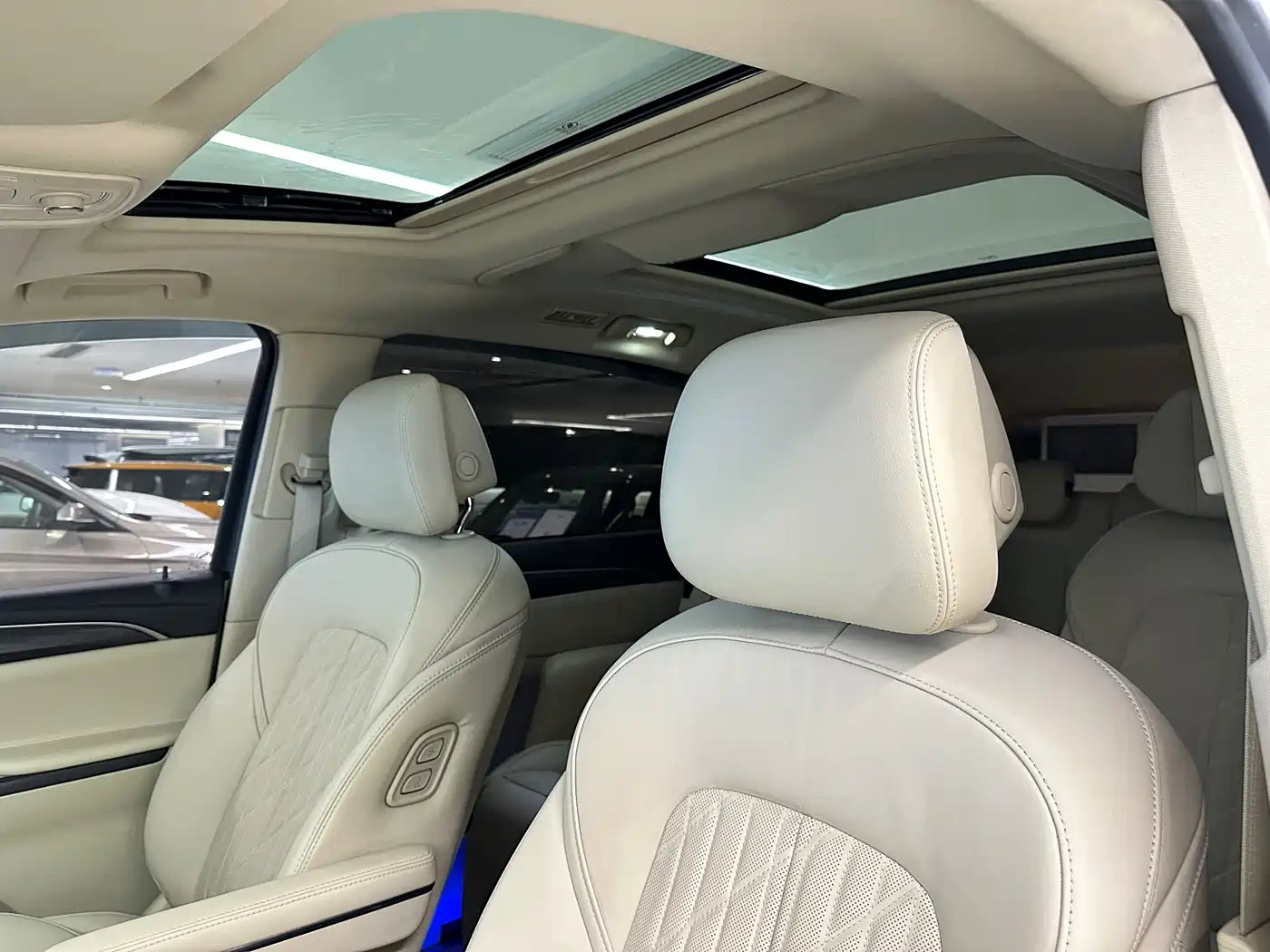 Buick GL8 2022 ES Landmark 653T Luxury фото 11