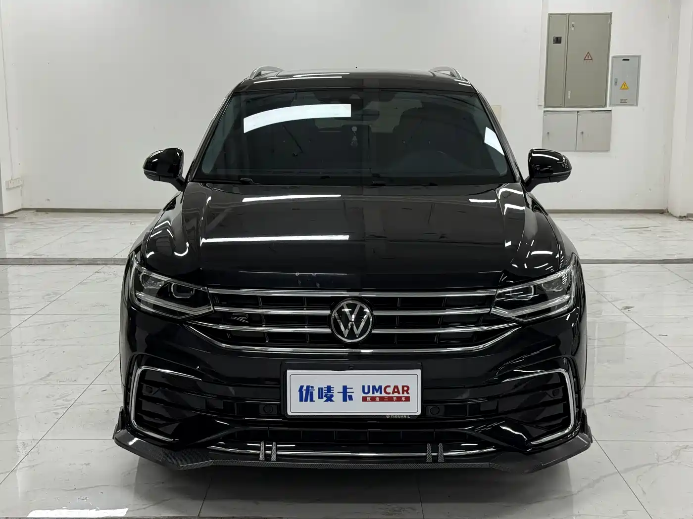 Volkswagen Tiguan L 2023 330TSI Auto 2WD R-Line Premium Edition фото 2