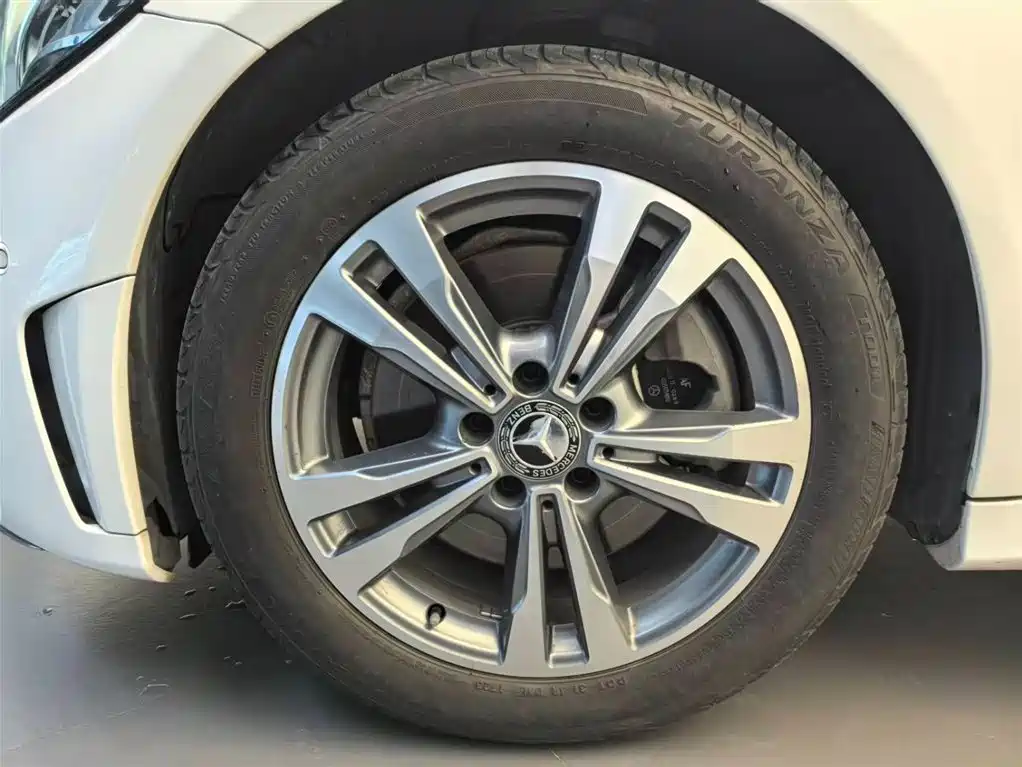 Mercedes-Benz C-Class 2019 C 180 L Dynamic Sport Edition фото 15