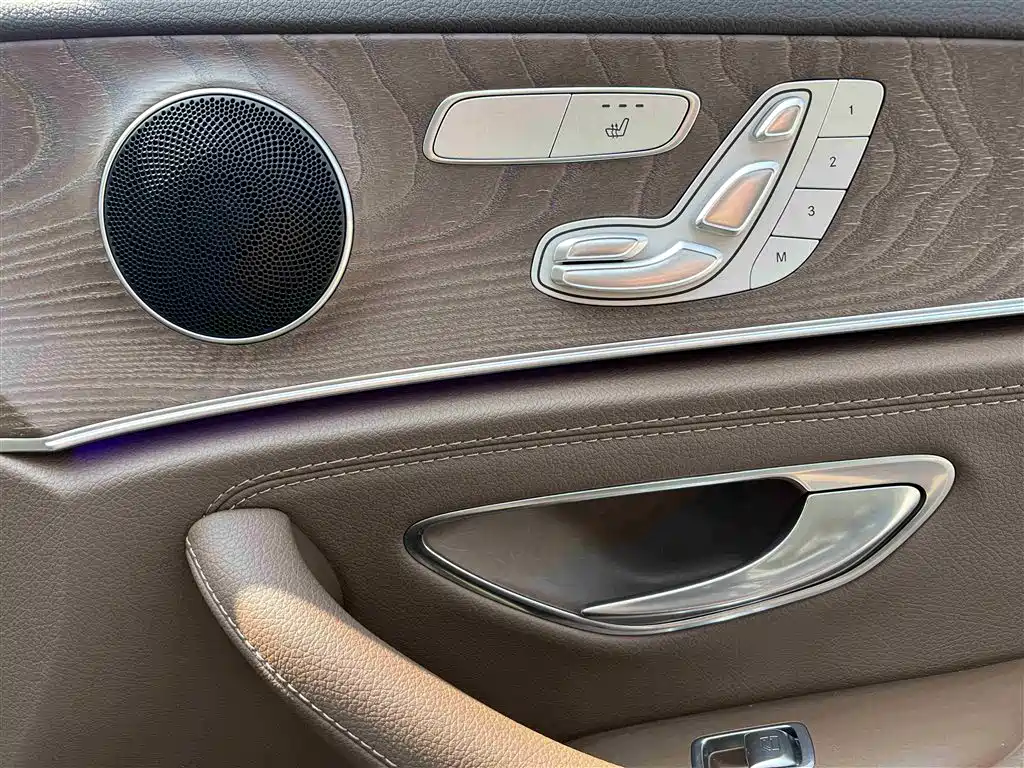 Mercedes-Benz E-Class 2021 E 300 L Fashion фото 22