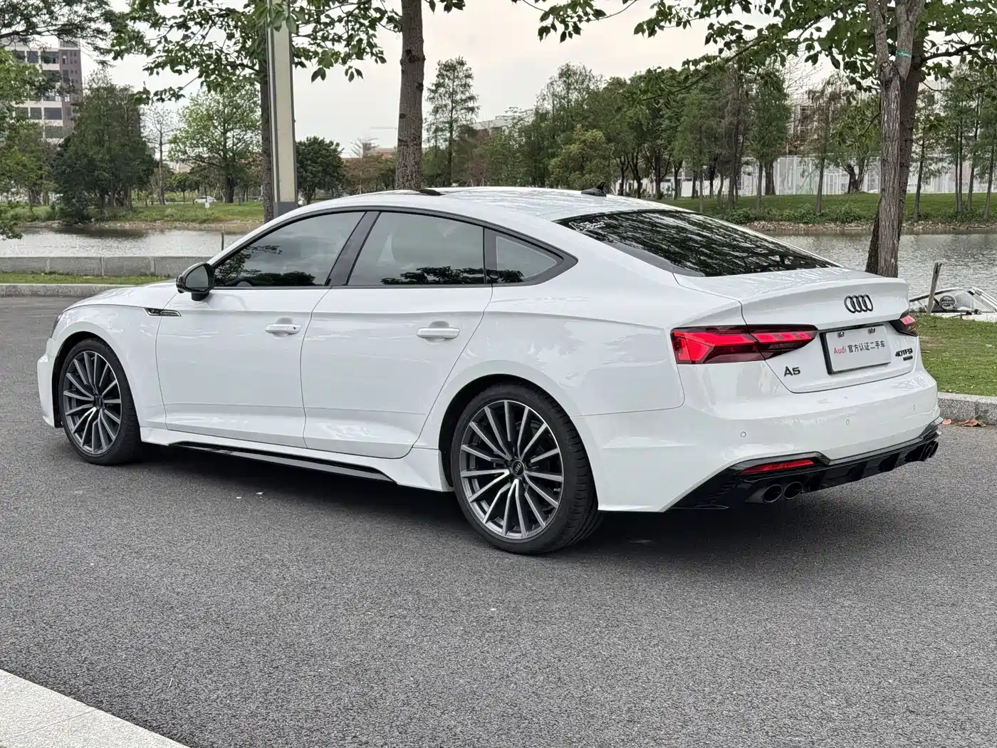 Audi A5 (Import) 2024 Sportback 40 TFSI quattro Luxury Dynamic фото 5