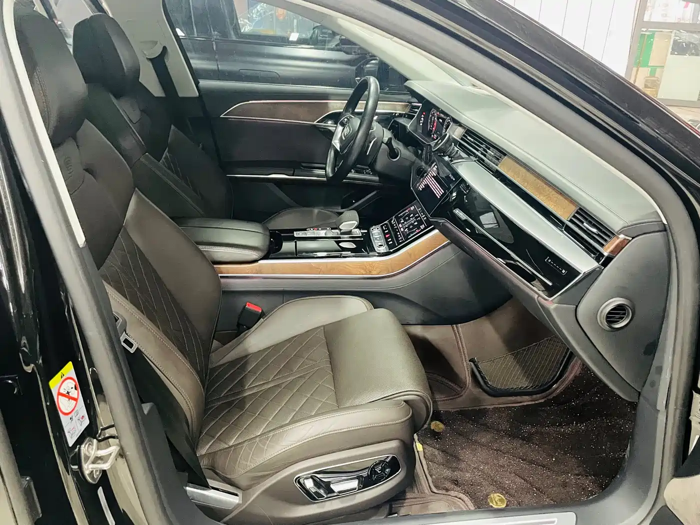 Audi A8 2021 A8L 55 TFSI quattro Luxury фото 11