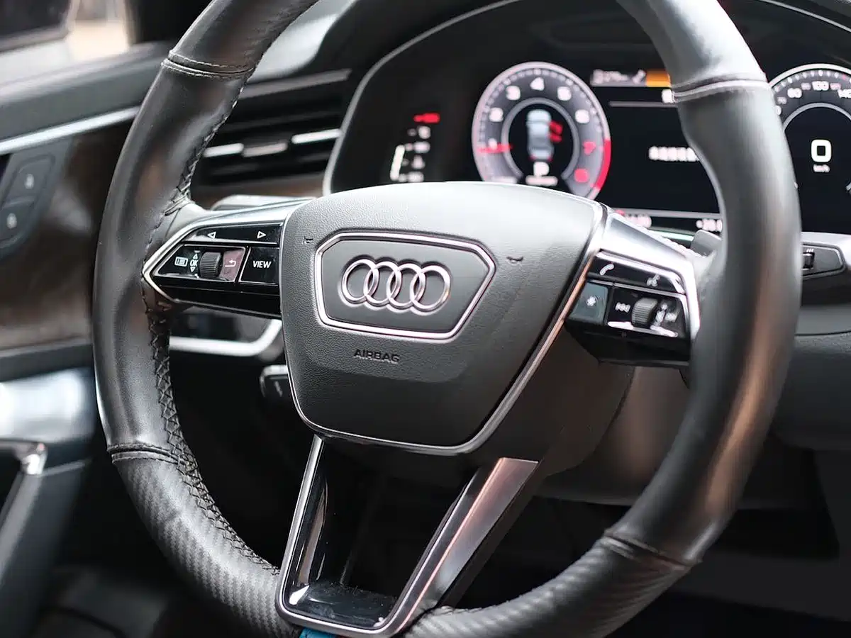 Audi A6L 2020 40 TFSI Luxury Dynamic фото 4