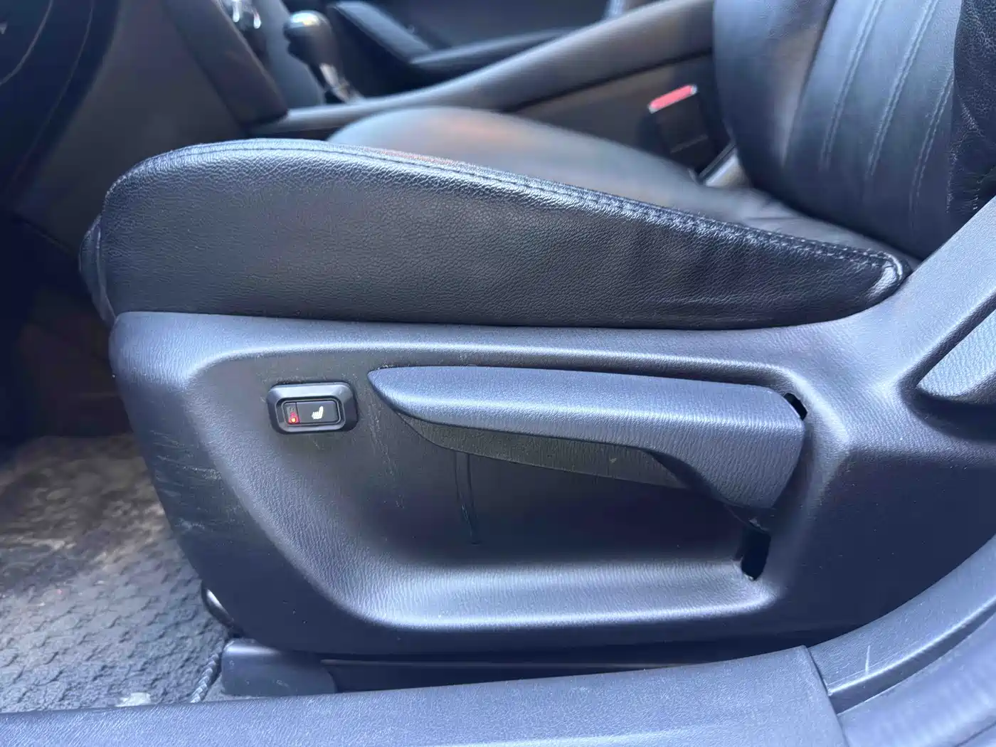 MAZDA CX-4