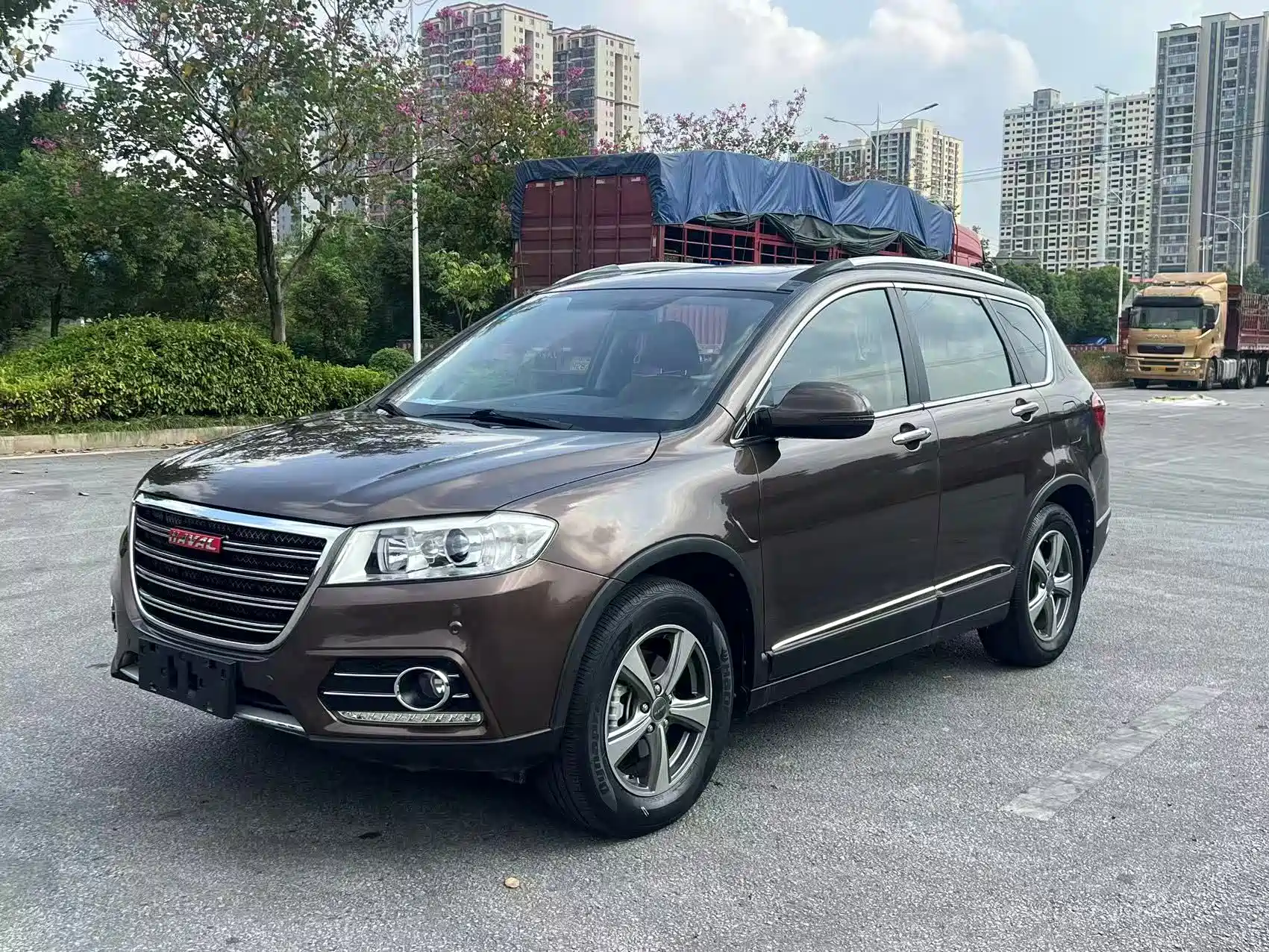 Photo 1 - Haval H6
