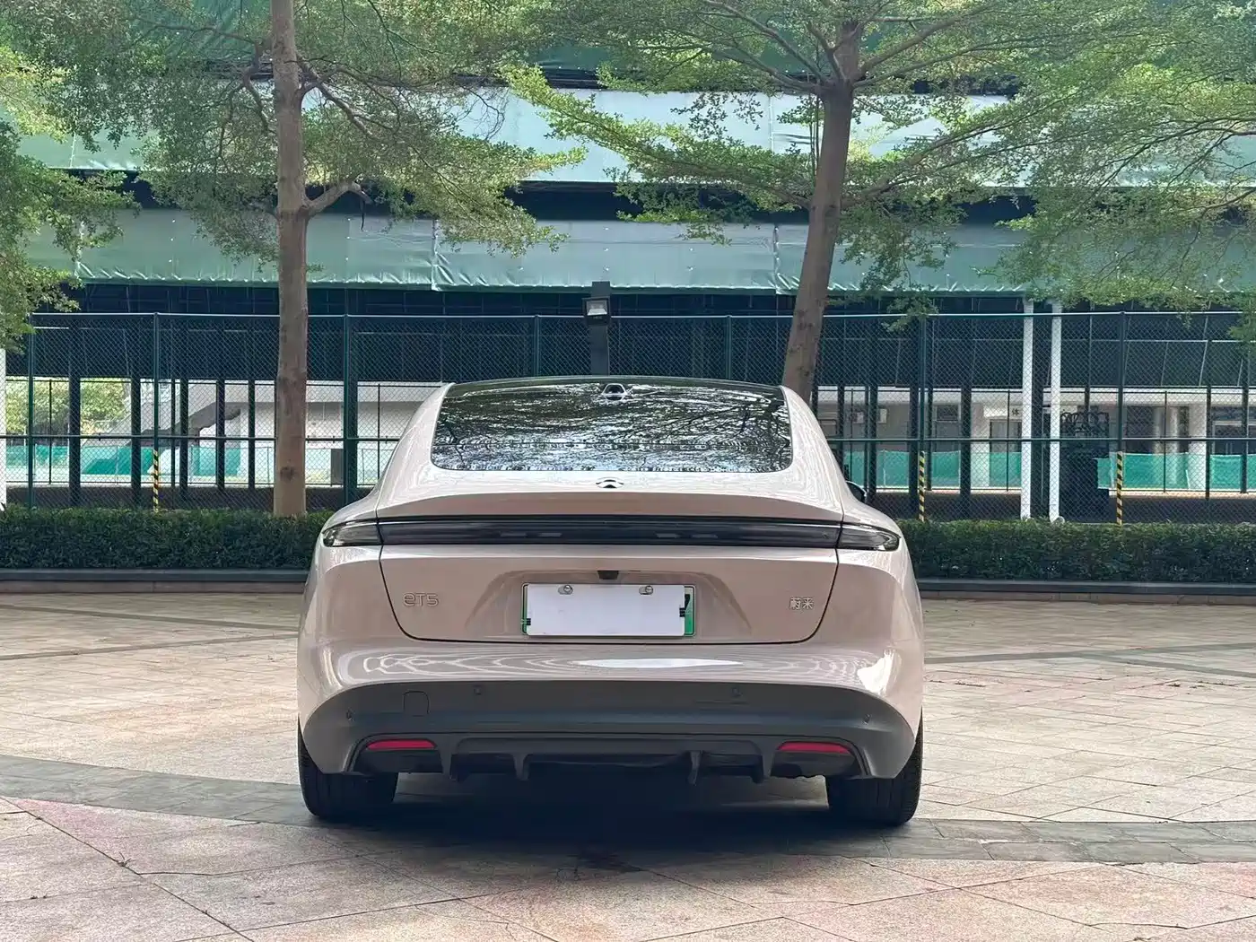 NIO NIO ET5