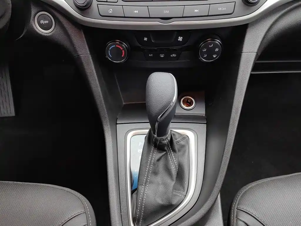 Фото 13 - Buick Excelle