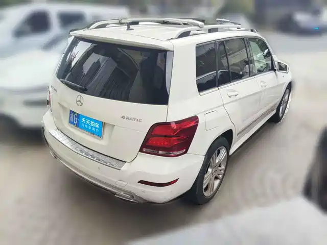 Mercedes-Benz GLK-Class 2015 GLK 260 4MATIC Dynamic Ultimate Edition — фото 2