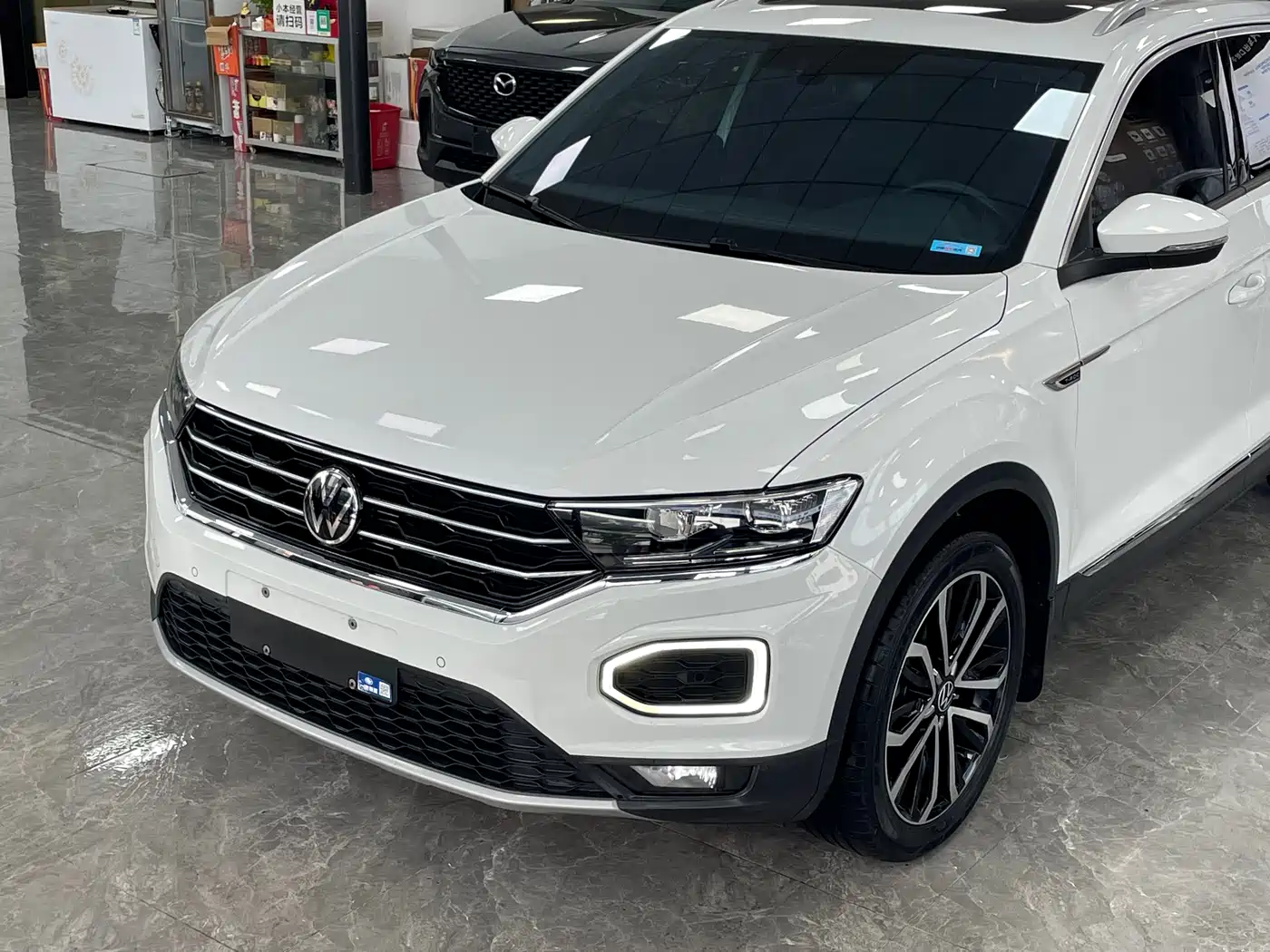 VOLKSWAGEN T ROC EXPLORING SONGS