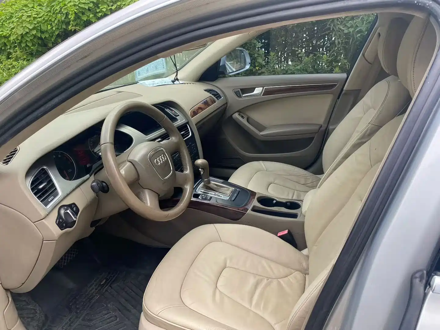 Фото 5 - Audi A4L