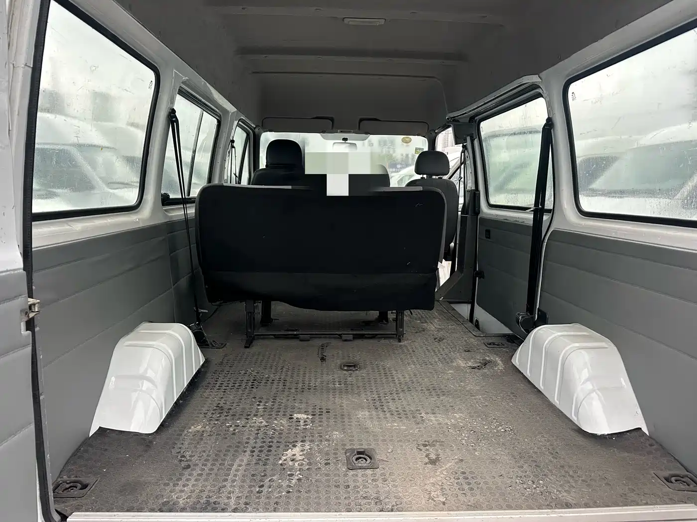 Ford Classic Transit 2016 2015 2.8T Diesel Short Wheelbase 6-Seater Mid-Roof MPV JX493ZLQ4