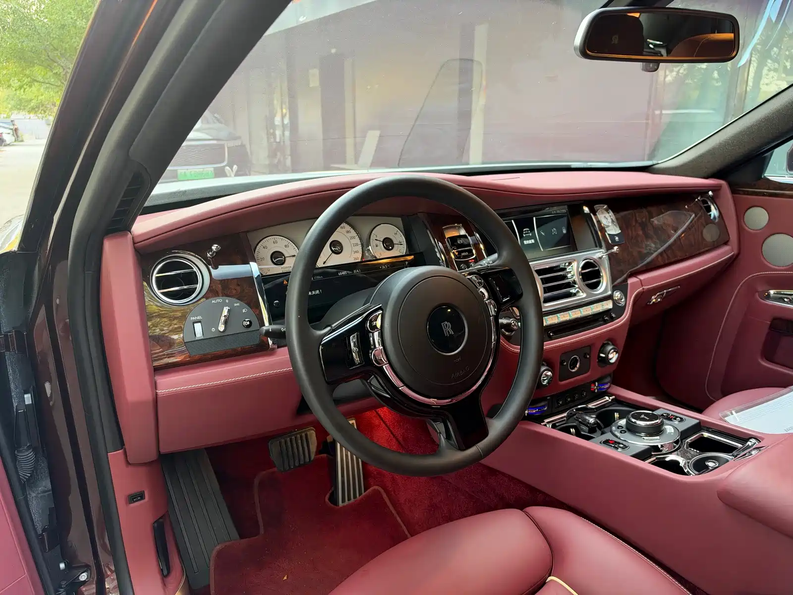 Фото 4 - Rolls-Royce Ghost