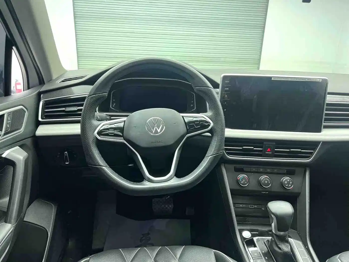 Volkswagen Tiguan L 2023 280TSI 2WD Trend Limited Edition фото 14