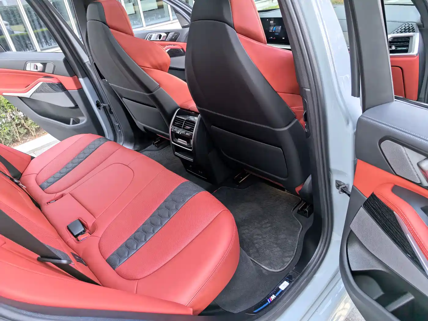 BMW X5 M 2023 Model X5 M Thunder Edition фото 28