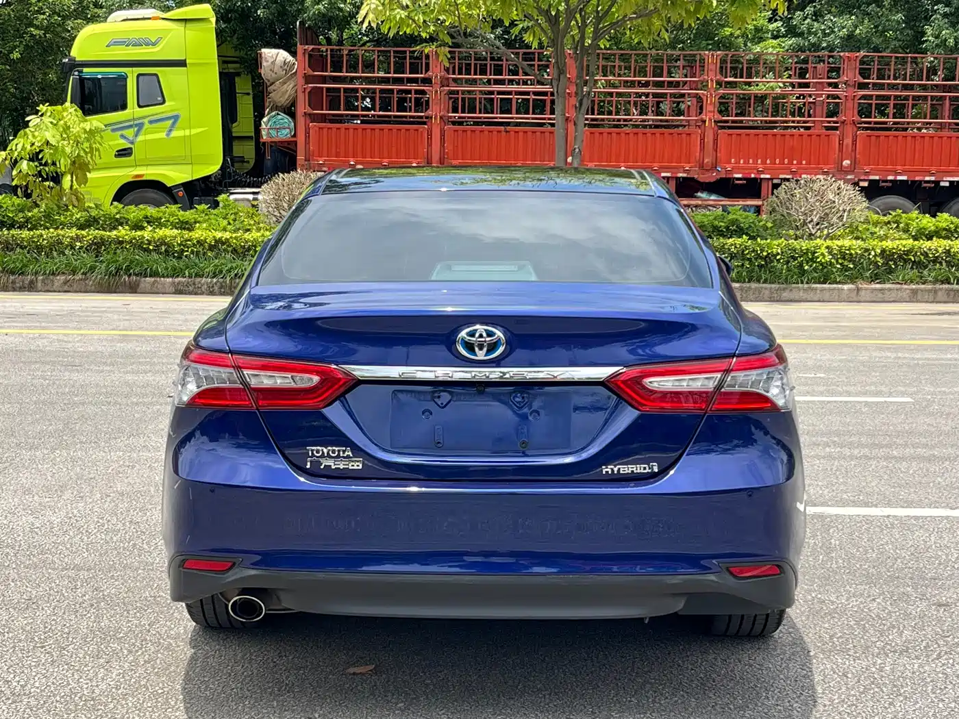 Photo 5 - Toyota Camry