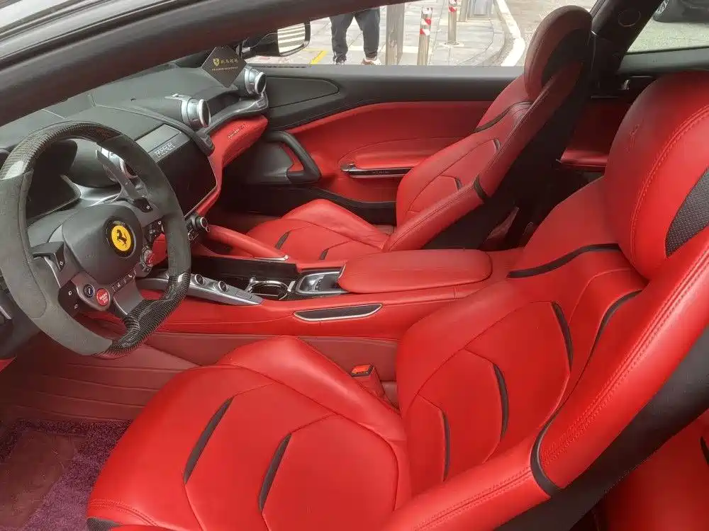 Ferrari GTC4Lusso 2020 2017 3.9T V8