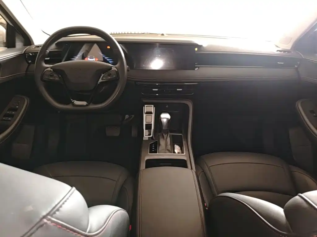 Photo 10 - Roewe i5
