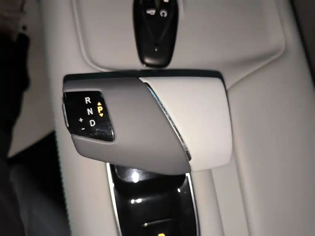 Changan UNI-Z 2025 2025 1.5T Luxury Edition