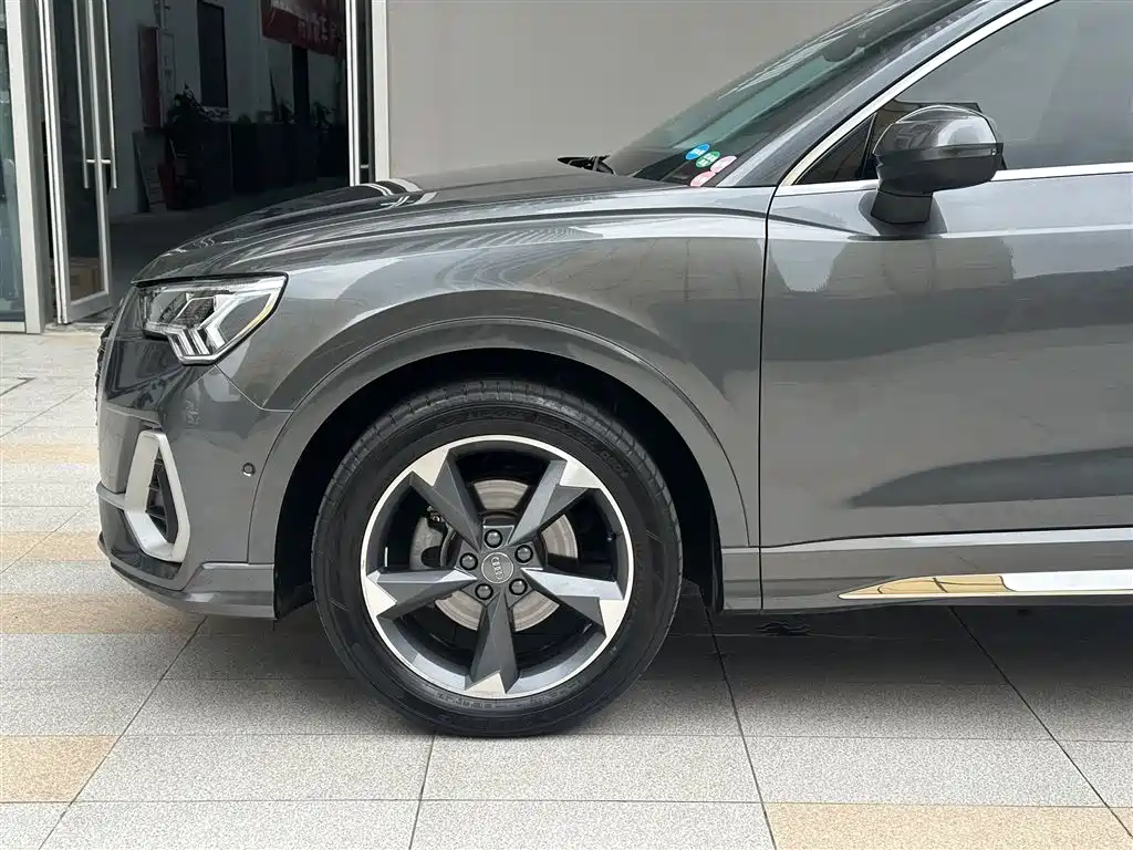 Audi Q3 2021 35 TFSI Fashion Sport фото 19