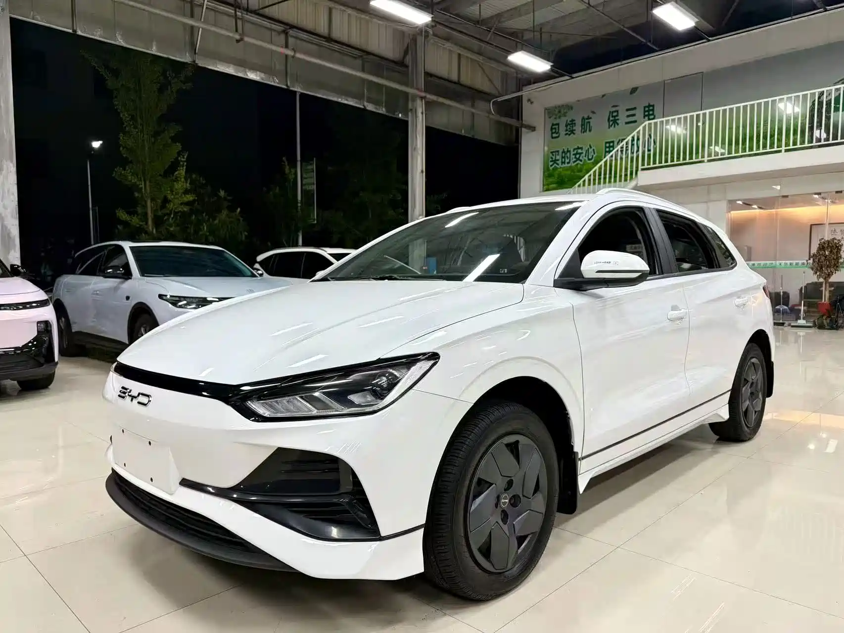 Фото 1 - BYD e2