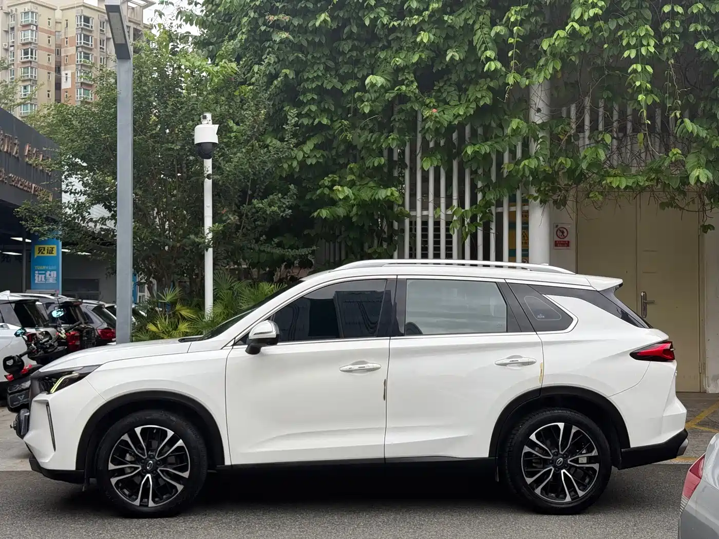 GAC Trumpchi Trumpchi GS4 PLUS 2021 2021 270T Automatic Galaxy Edition