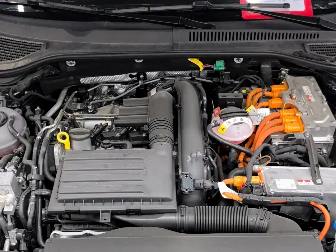 VOLKSWAGEN PASSAT NEW ENERGY