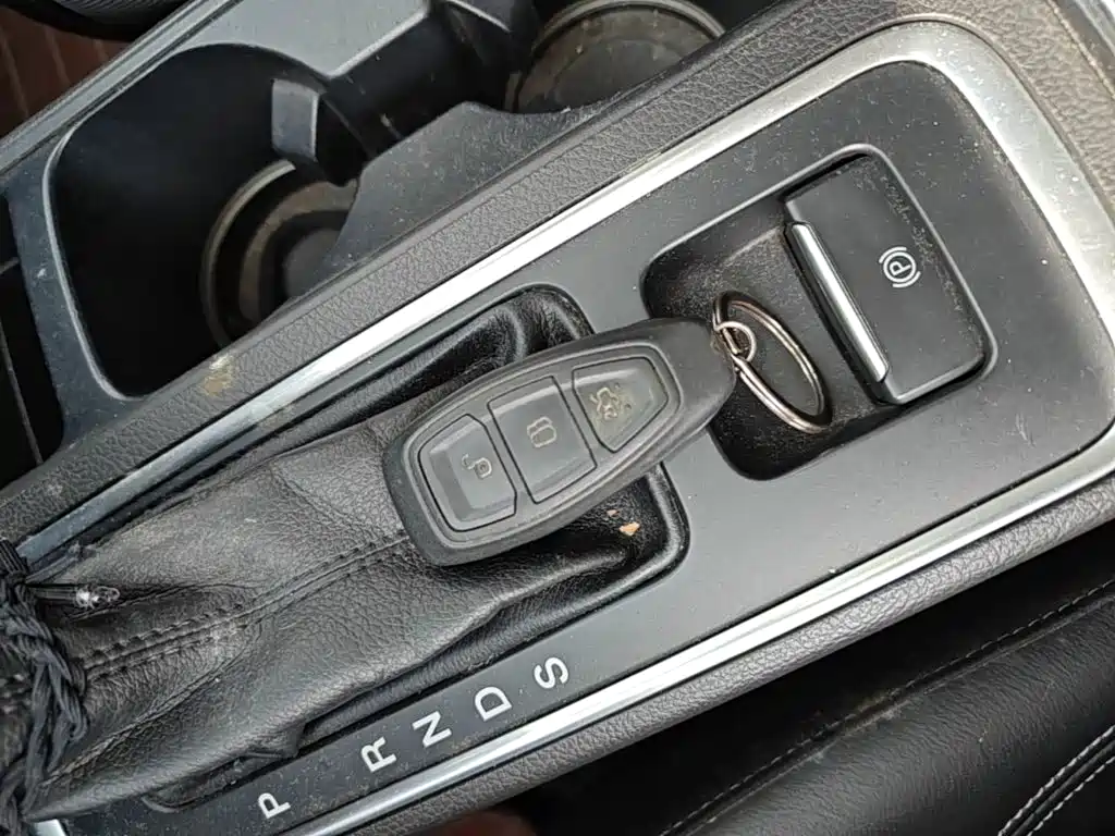 Фото 9 - Ford Kuga
