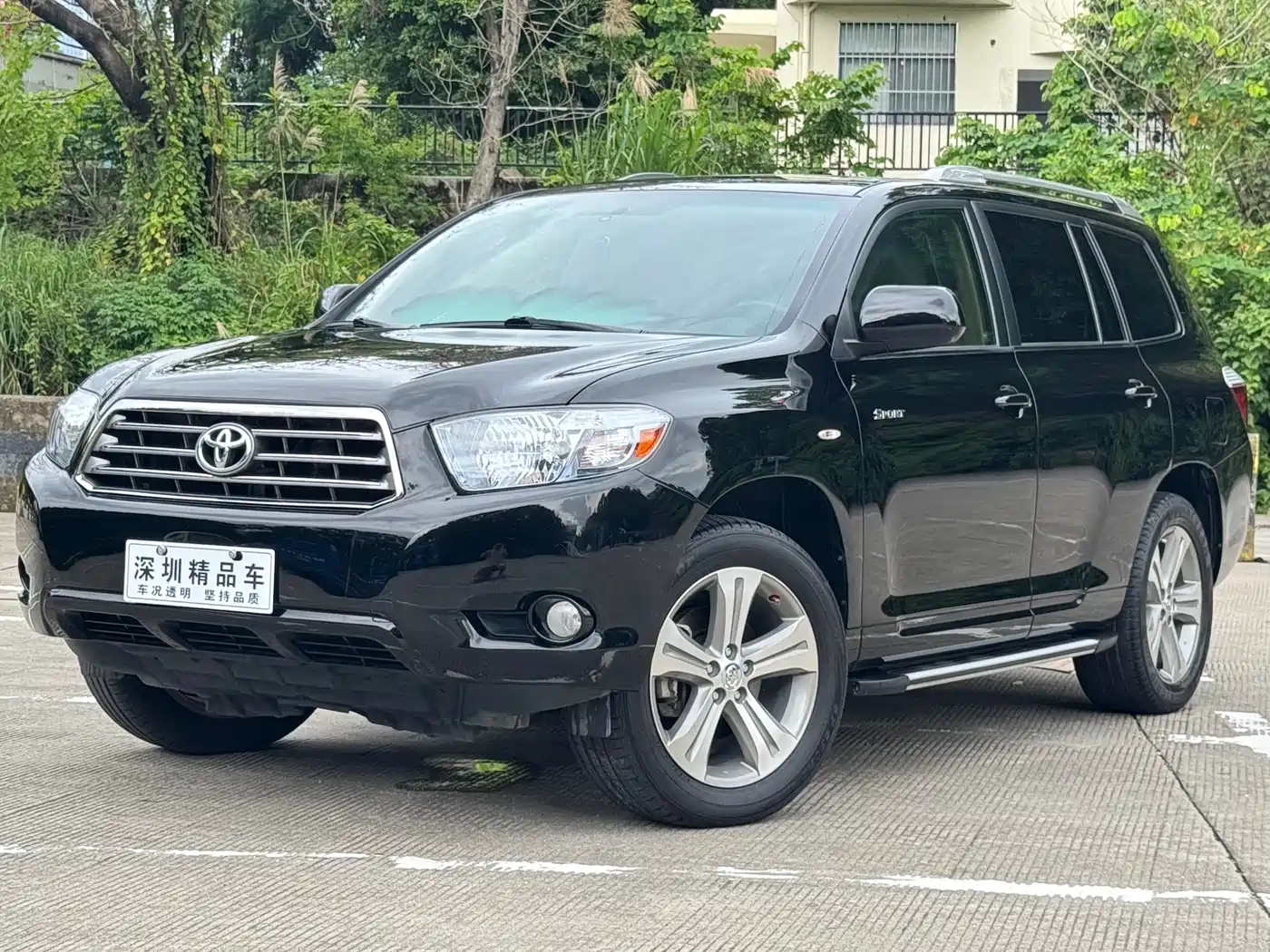 Toyota Highlander 2011 2.7L 2WD 7-seat Luxury