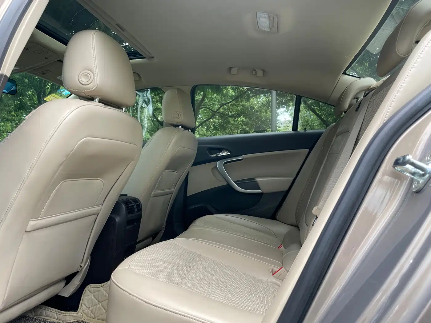 Buick Regal 2012 Model 2.0L Comfort фото 5