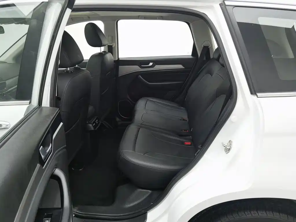 Photo 15 - Haval H6