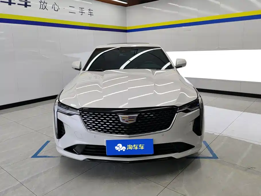 Cadillac CT4 2024 2023 25T Luxury Model
