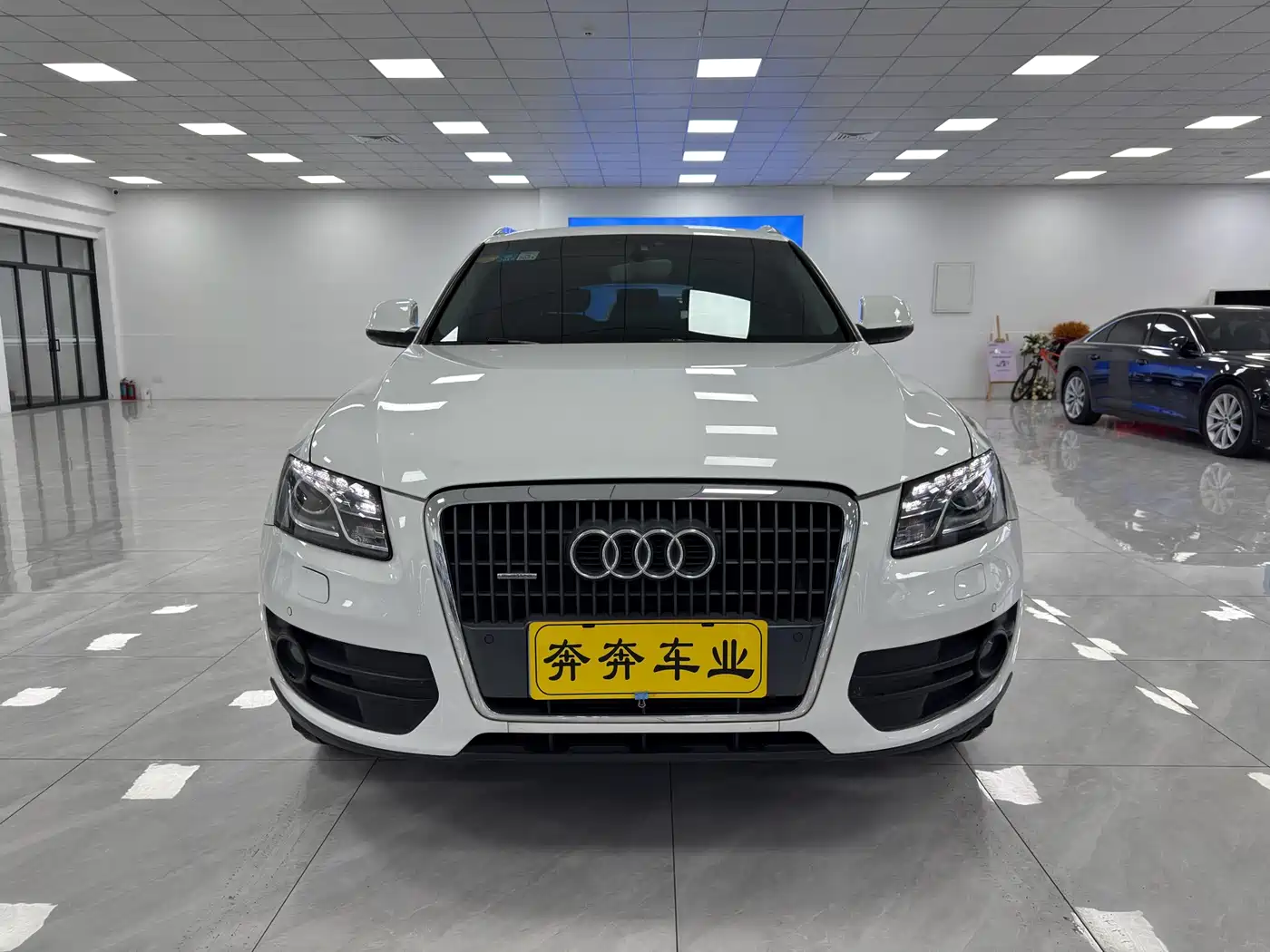 Audi Q5 2012 2.0TFSI Technology фото 2