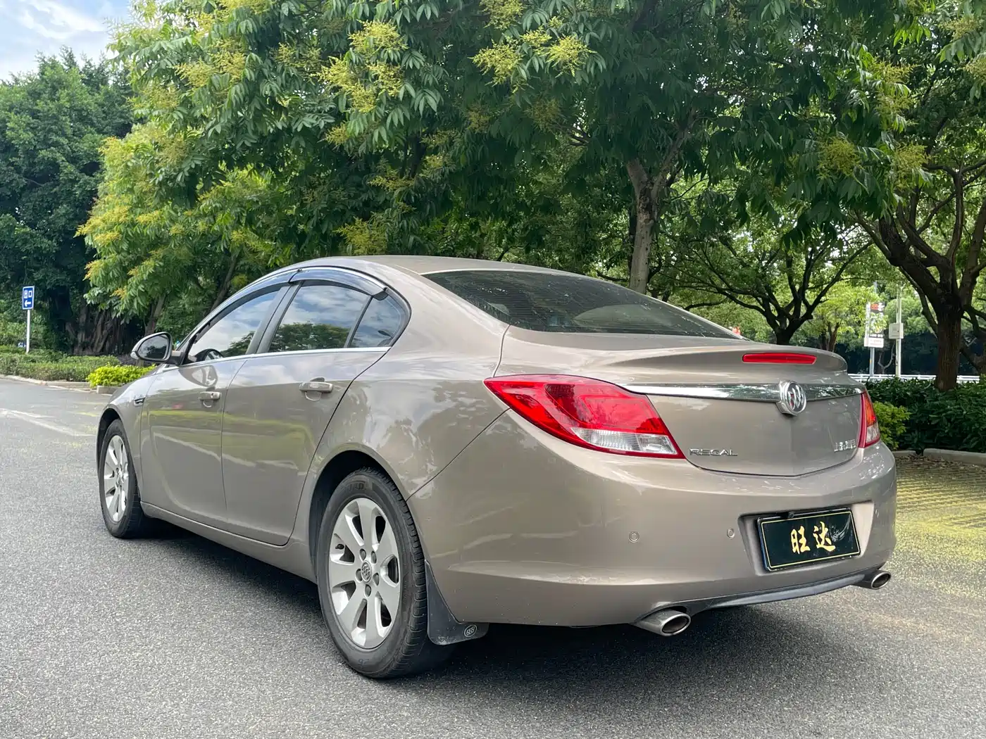 Buick Regal 2012 Model 2.0L Comfort фото 9