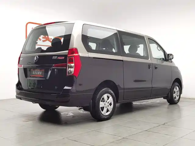 Dongfeng Fengxing Lingzhi PLUS 2027 2.0L Base Model 7-Seater — фото 2