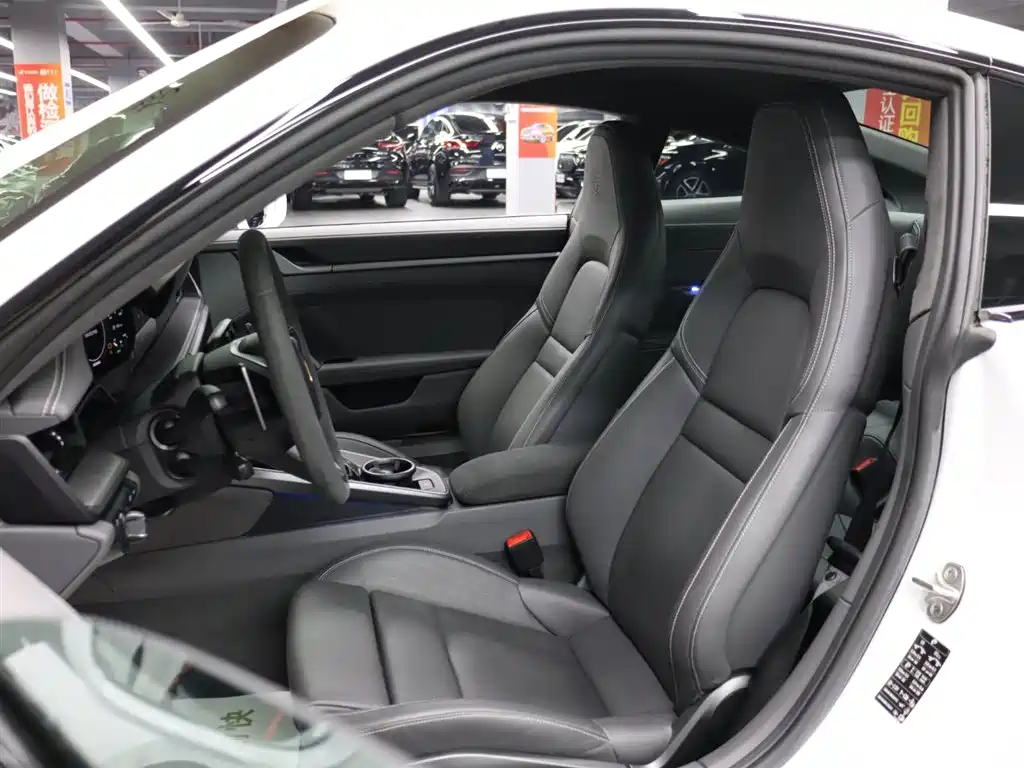 Porsche 911 2023 Carrera 3.0T фото 10