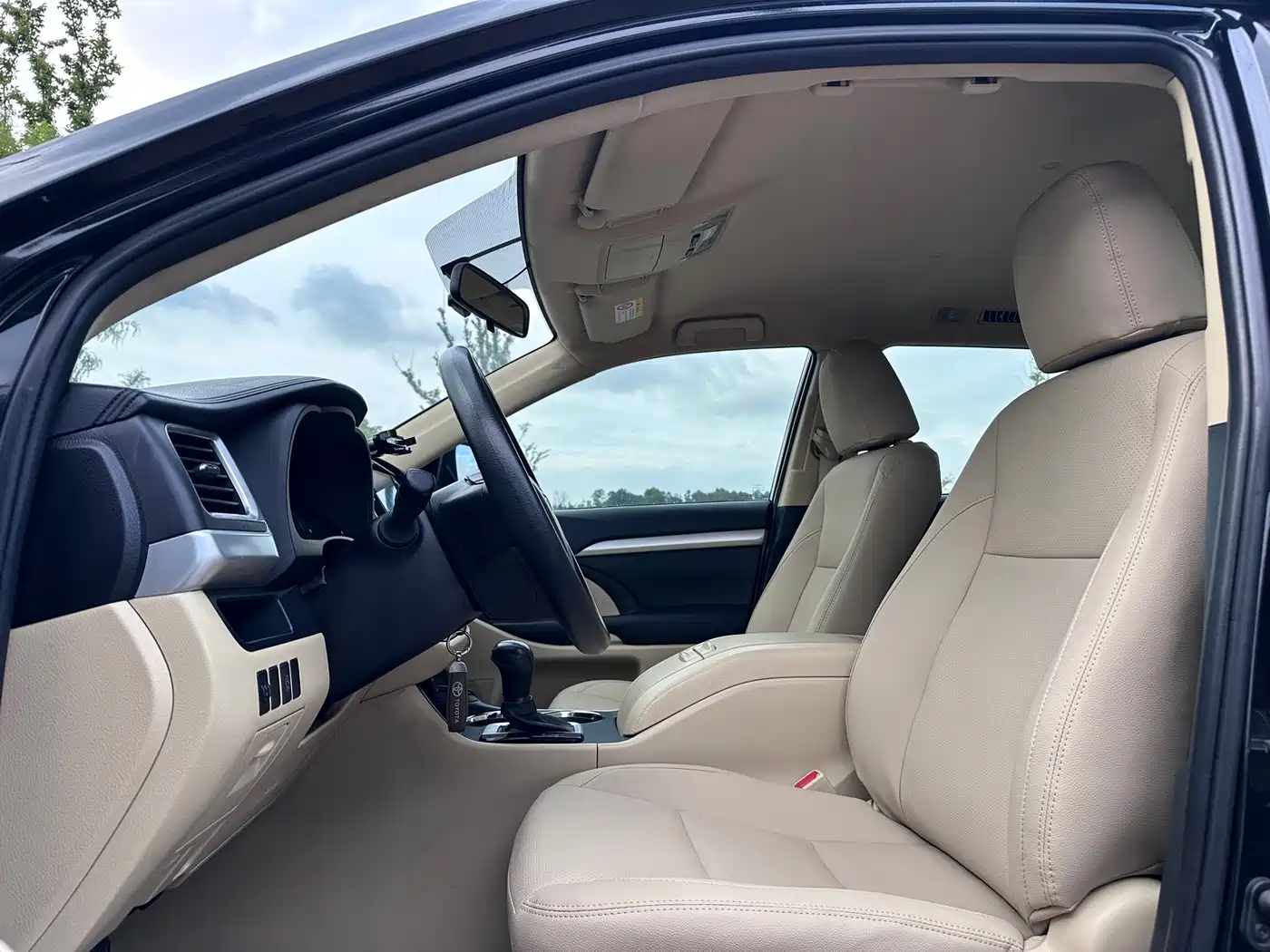 Фото 5 - Toyota Highlander