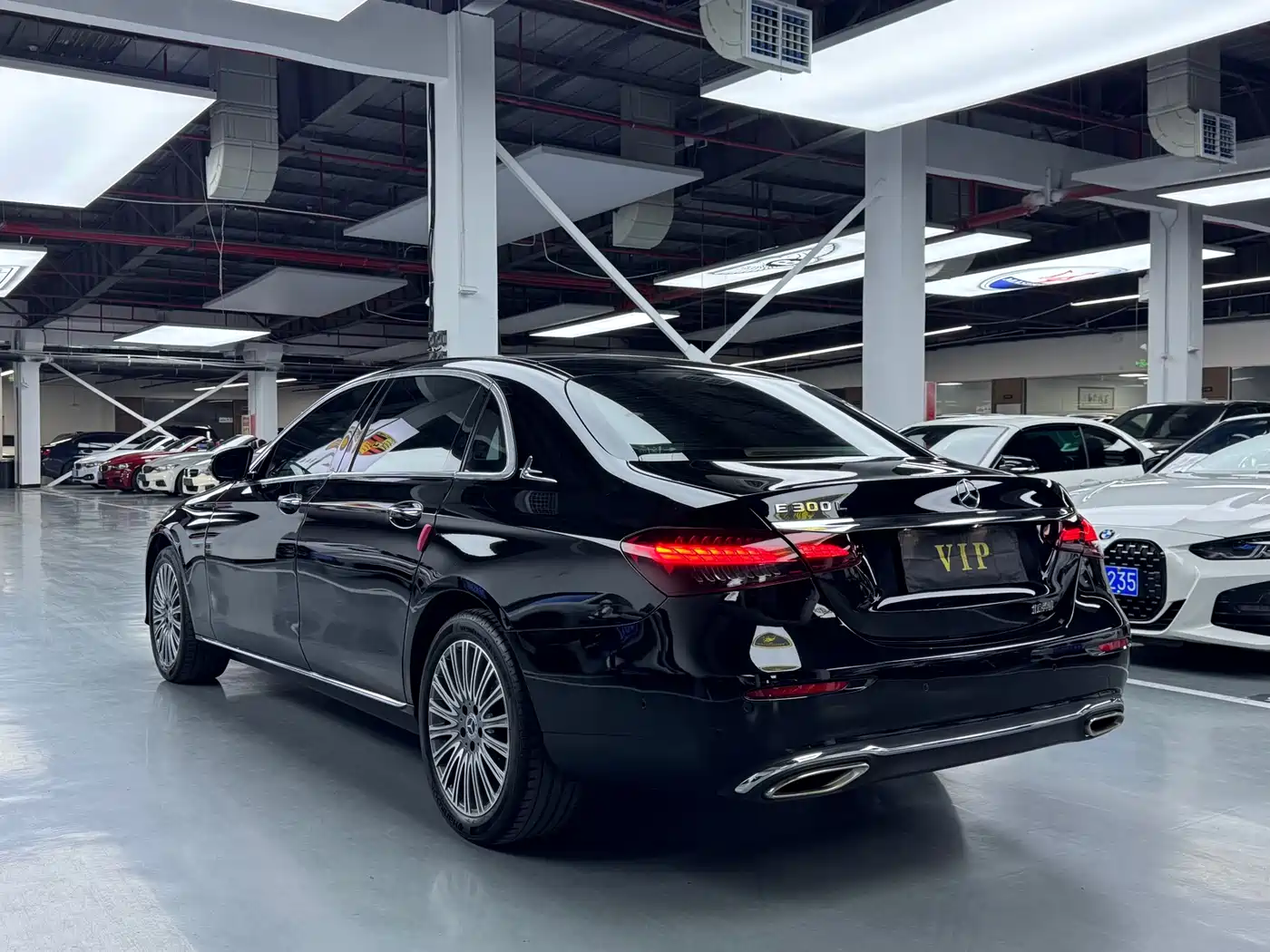 Mercedes-Benz E-Class 2023 E 300 L Luxury фото 17