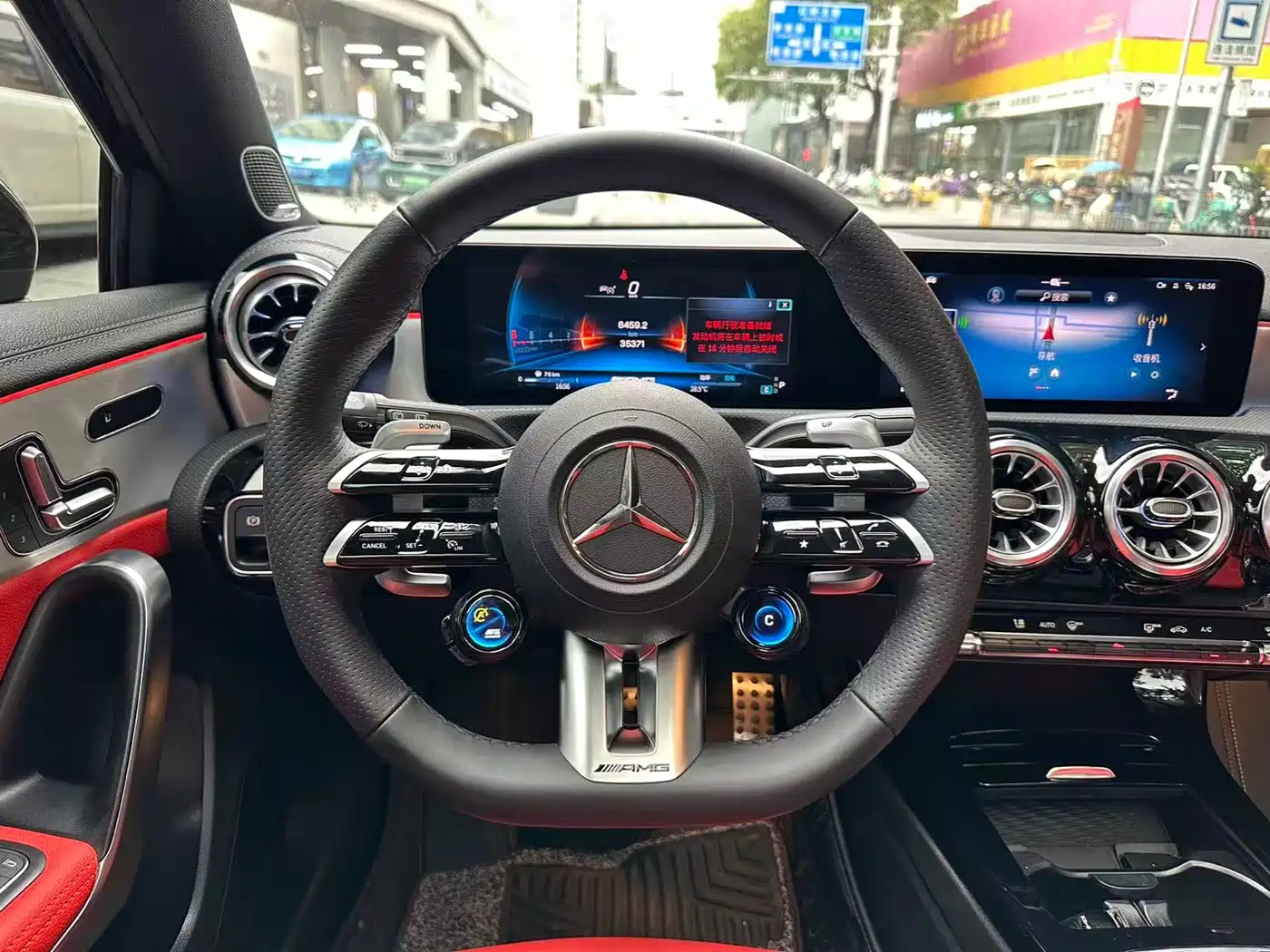 Mercedes-Benz A-Class AMG (Import) 2024 AMG A 35 4MATIC фото 7