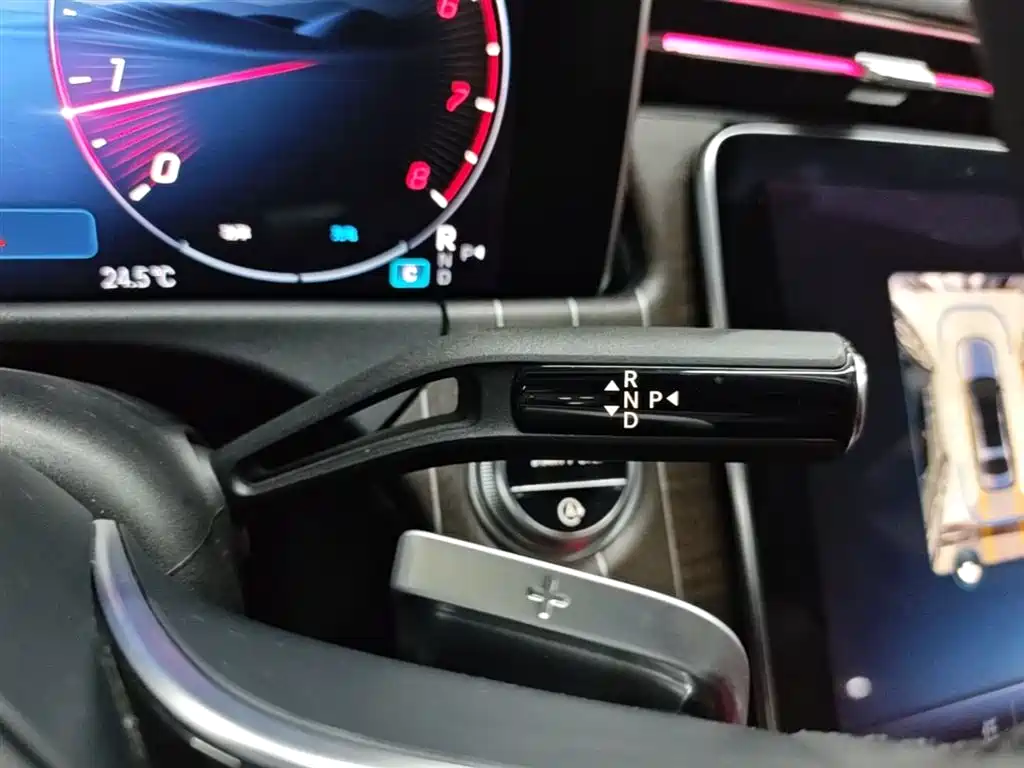 Mercedes-Benz E-Class 2024 E 300 L Fashion фото 14