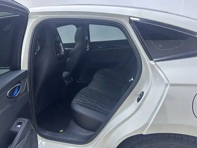 BYD Seal 06 New Energy 2024 DM-i 120KM Flagship фото 13
