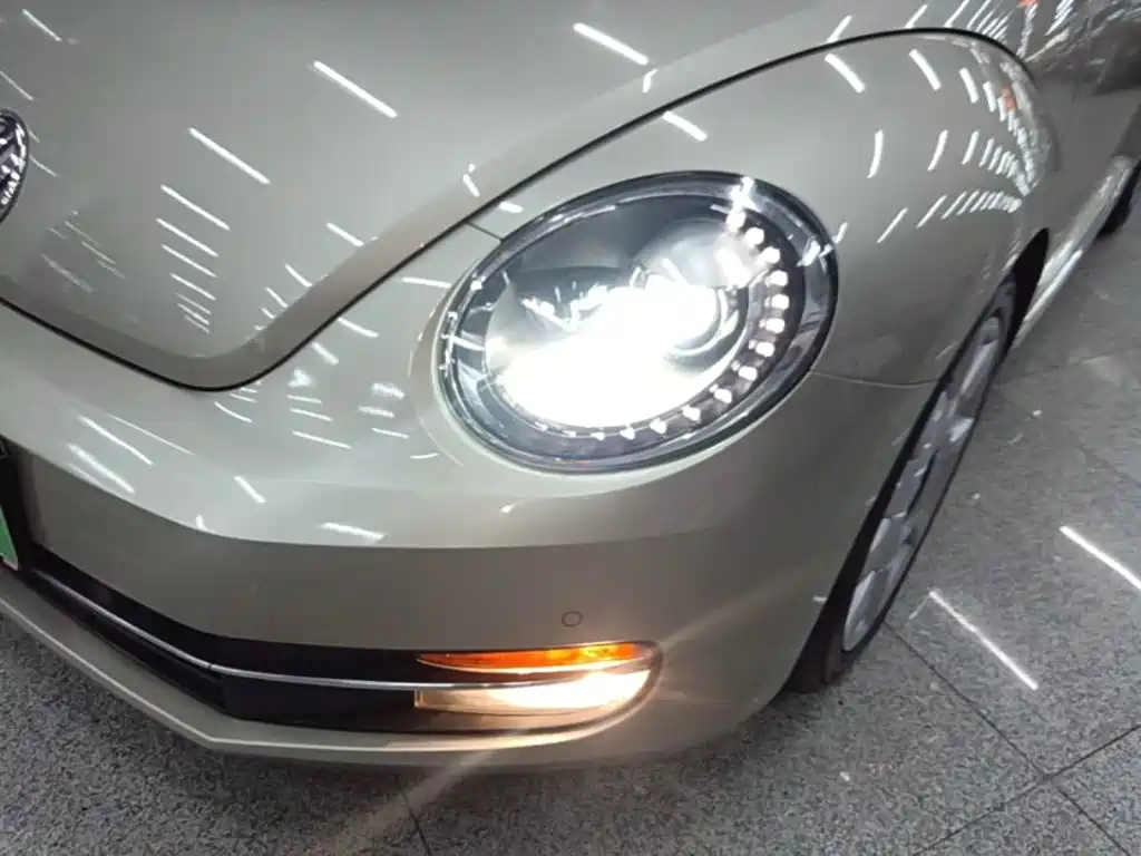Photo 24 - Volkswagen Beetle